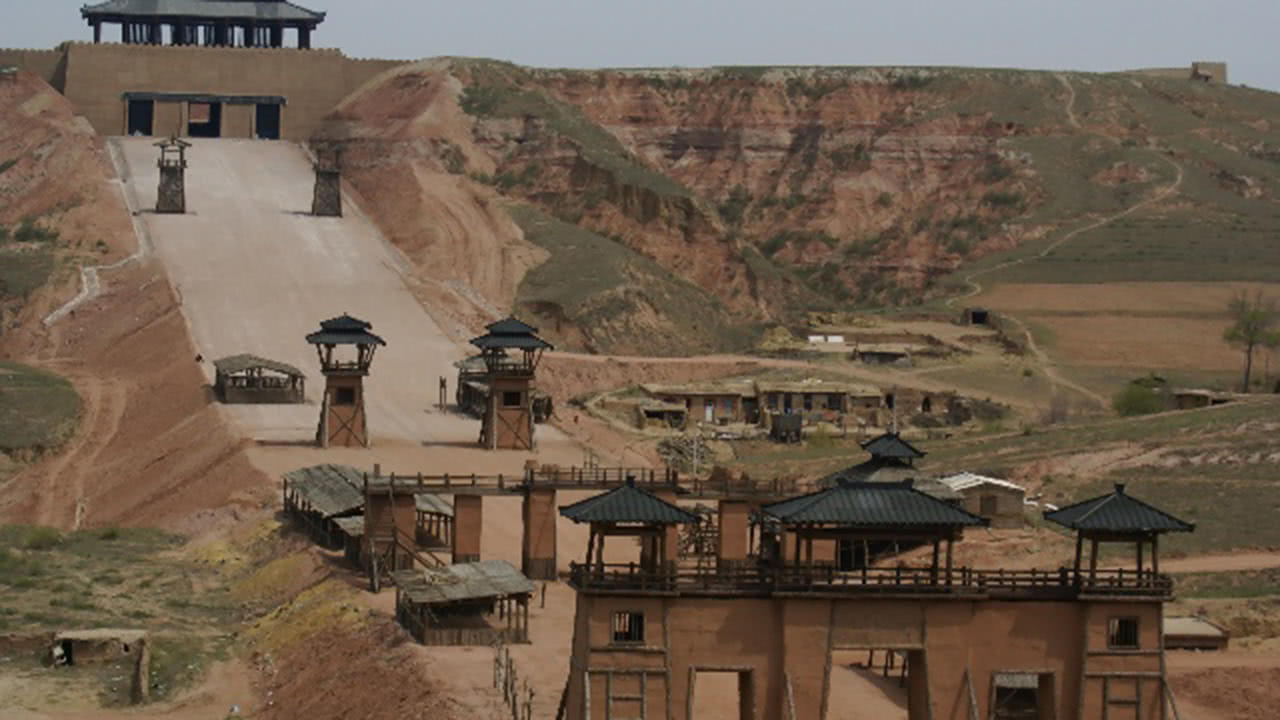 但是现在由于中央兵力空虚,所以地方上的部队就接着驰道迅速完成了