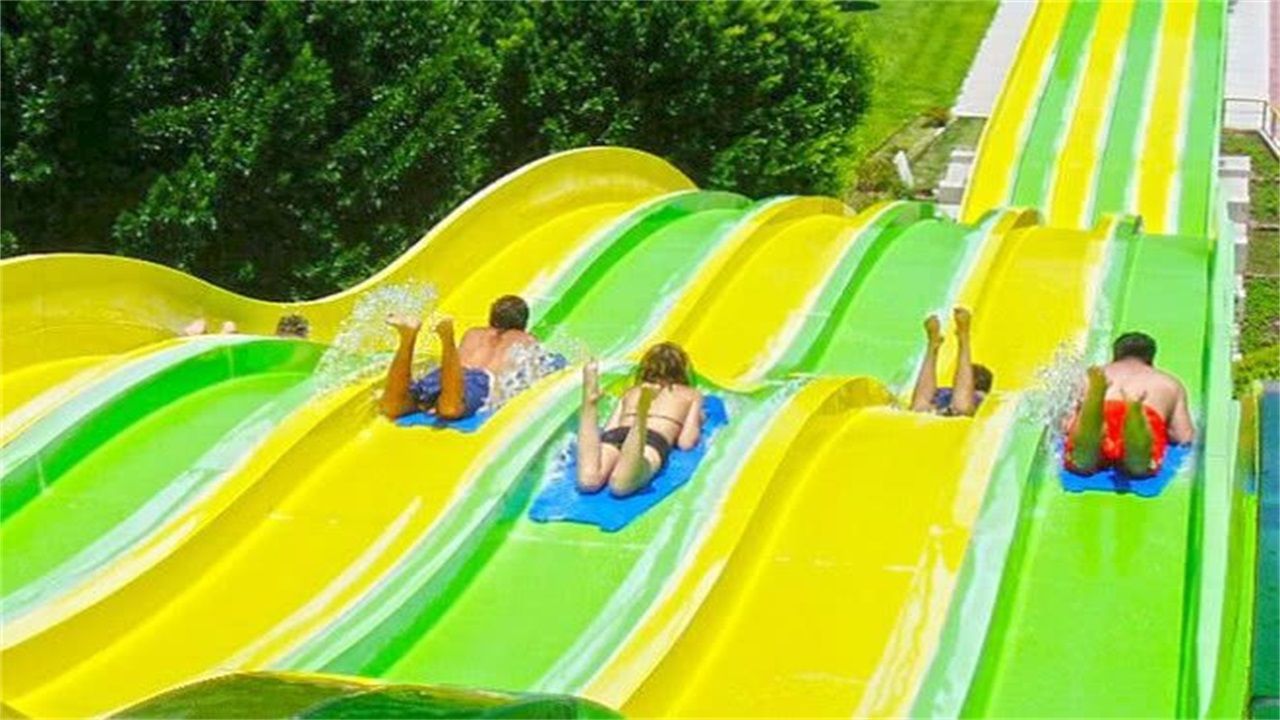 世界上最长的水上滑梯,一分钟才能滑完全程,比过山车还刺激