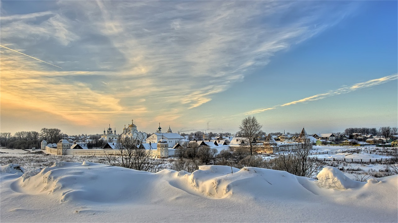 俄罗斯那么寒冷,当地人冬天是怎么御寒的,看完才知道是这样