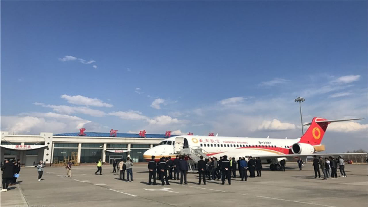 中国最"冷"的机场,下飞机那一刻零下30度,南方游客都傻了!