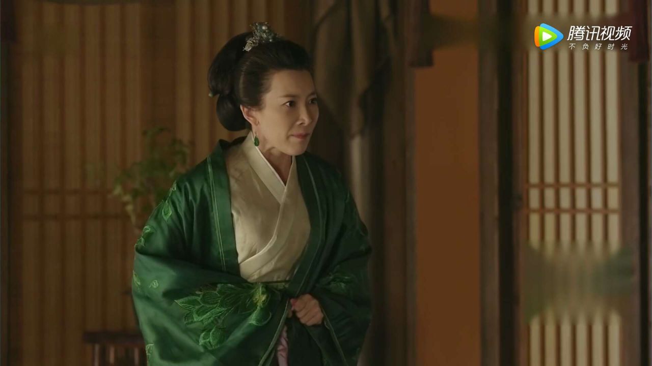 《知否》康姨妈虽然可恶,但是扮演者张棪琰这套绿衣造型美翻了!