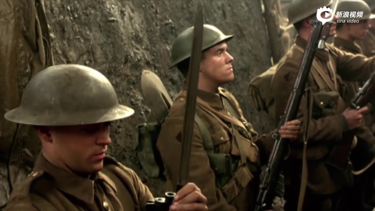 电影《战壕》片段:英军从战壕中发起冲锋