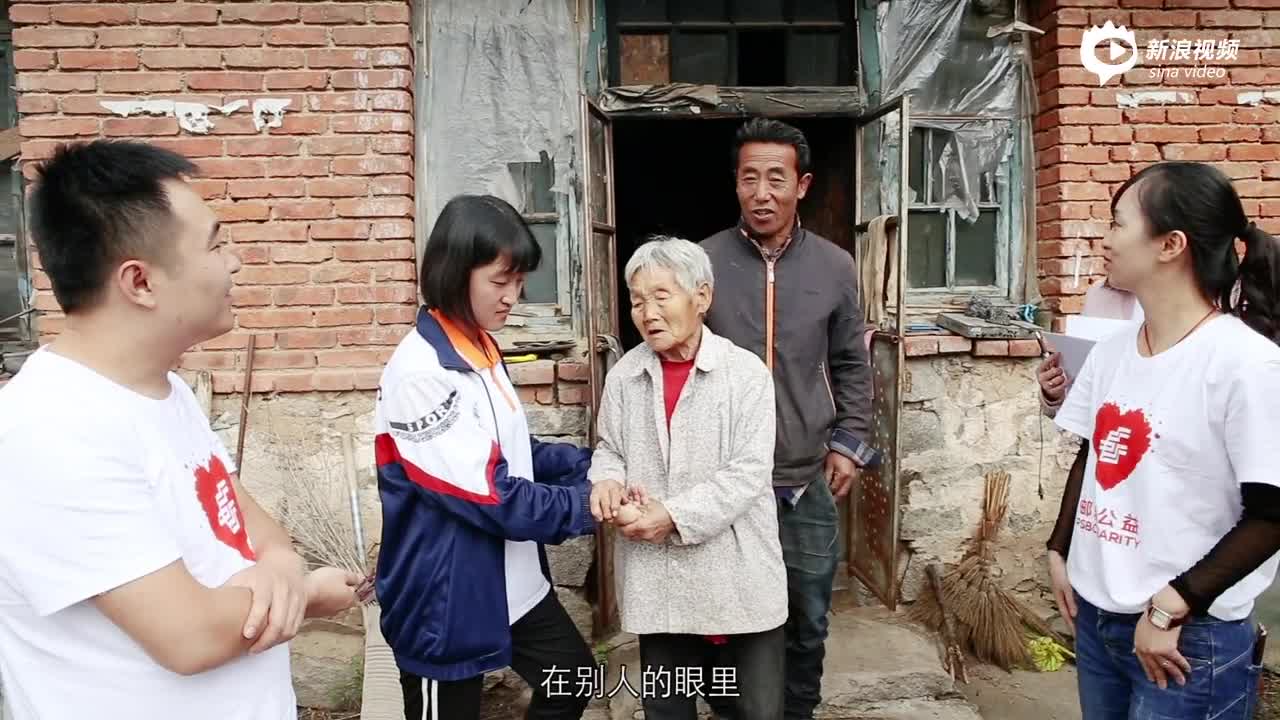 朗读者 女童保护志愿者孙雪梅谈初衷,王丽东回