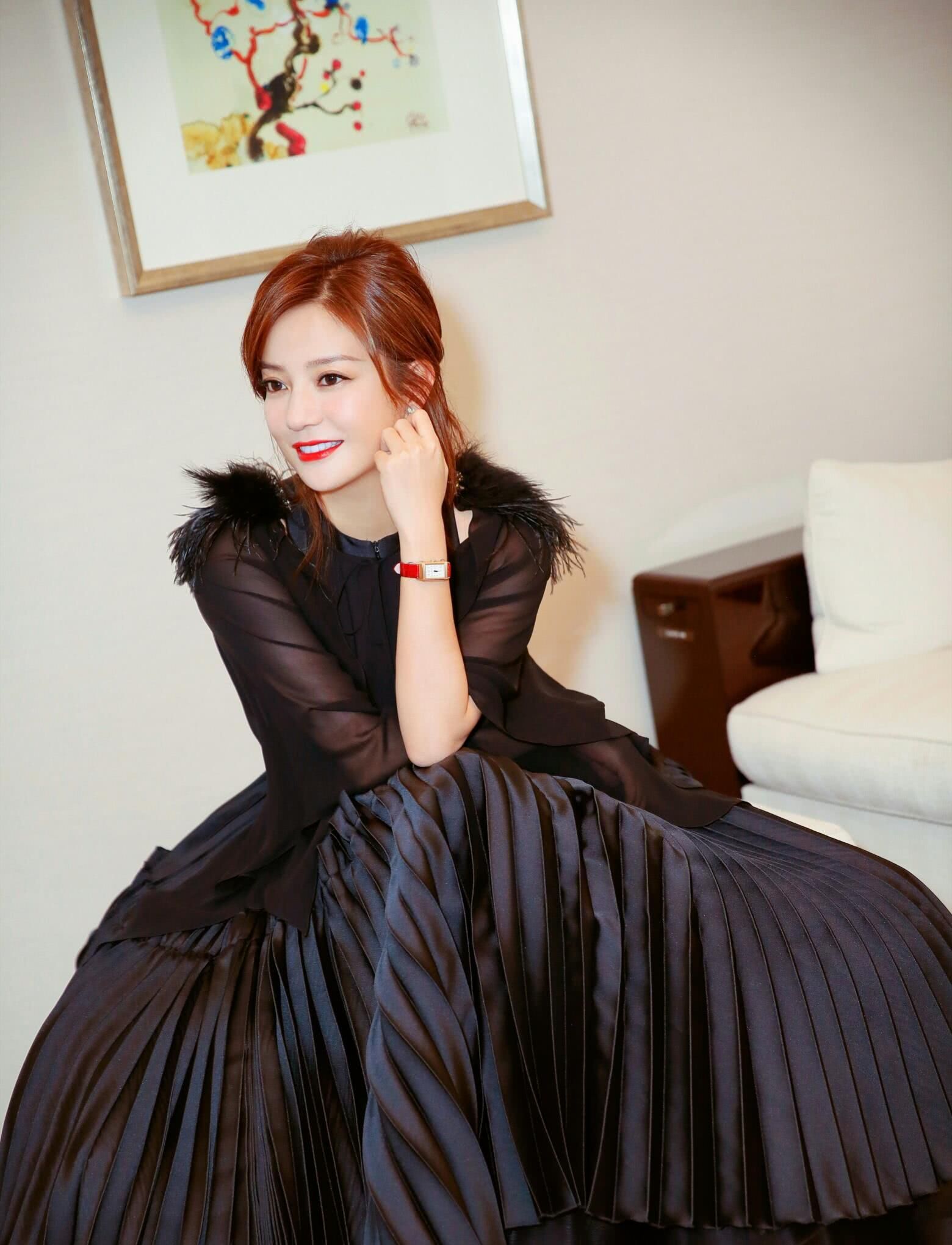 赵薇20年前的老照片被曝光,网友:图五我能盯着看一整天