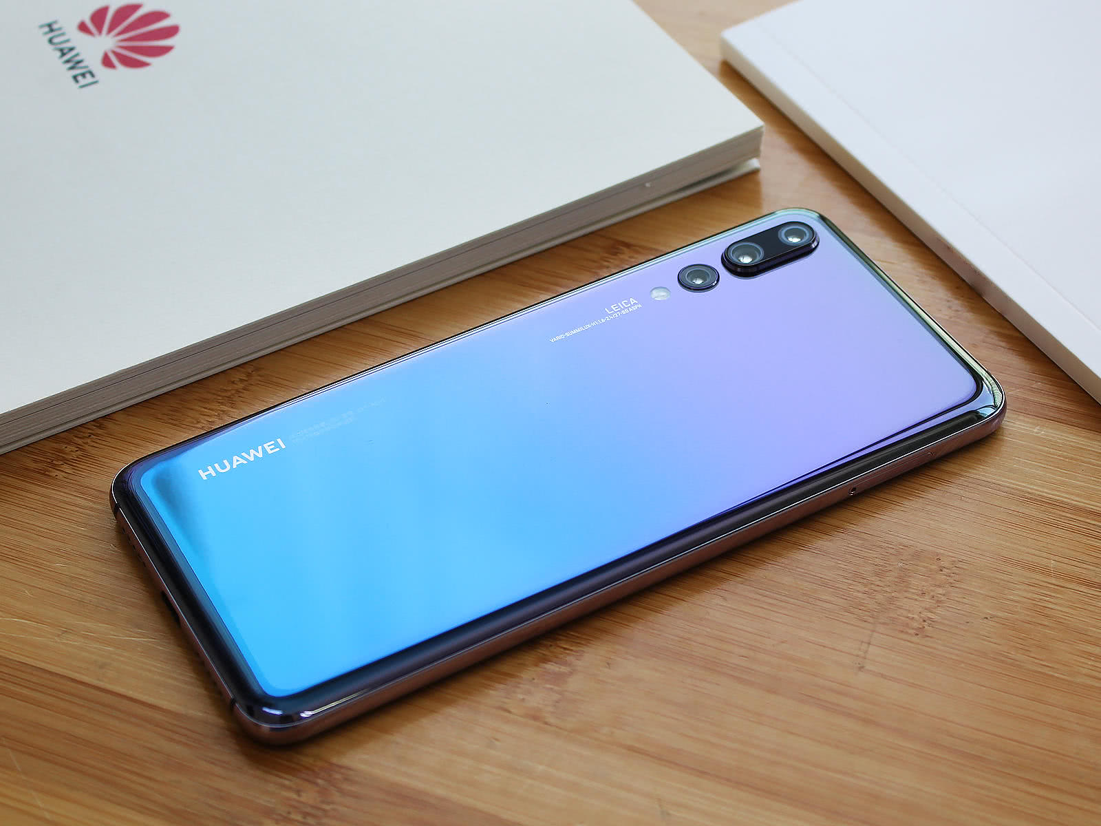 华为旗舰降价从4988元降至3820元华为p30要来