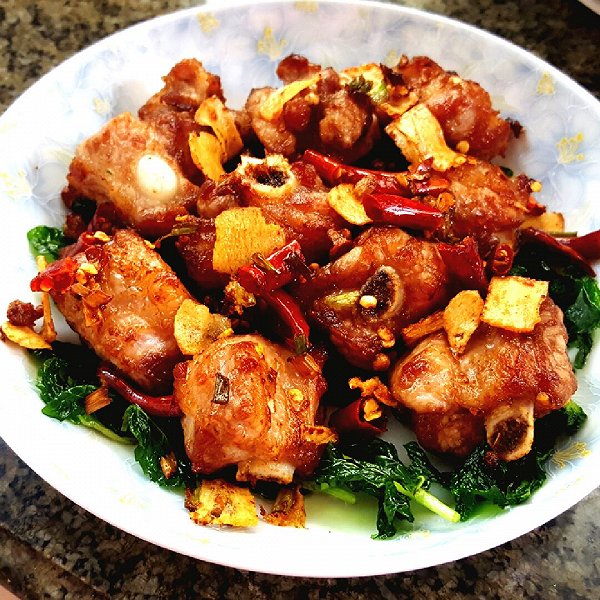 排骨配上此物,大肚子没了,痔疮好了,女性不想满脸皱纹,可试试