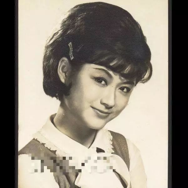 潘迎紫年过70仍嫩如少女,年轻时的她又有多美?