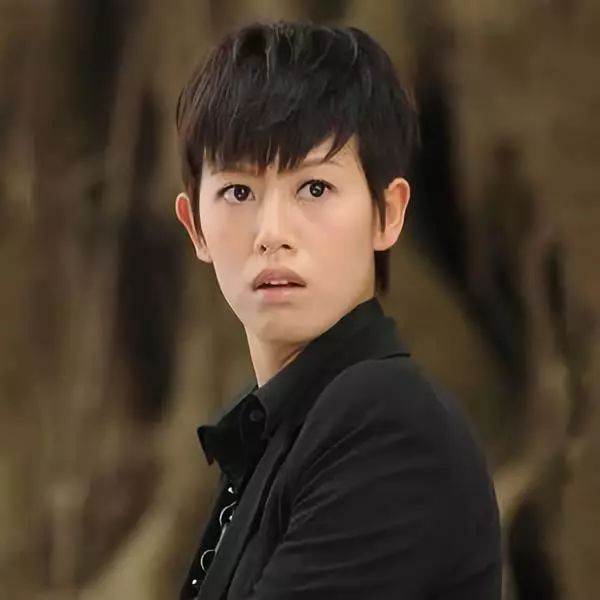 因男友而改变致力于慈善工作!