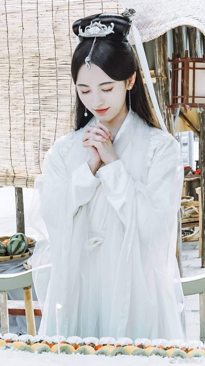 《新白娘子传奇》公布最新预告片,鞠婧祎一袭白衣美若天仙