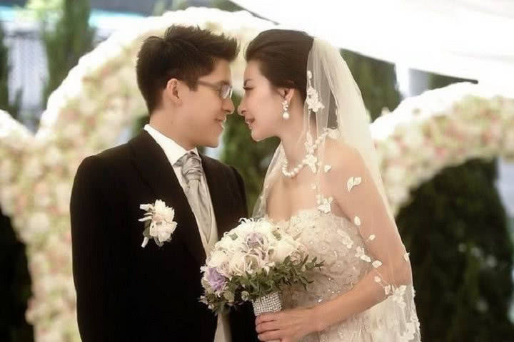 47岁邹春兰,从举重冠军变搓澡工,因吃"大力补"生不了孩子