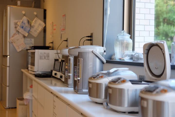 国外宿舍的厨房