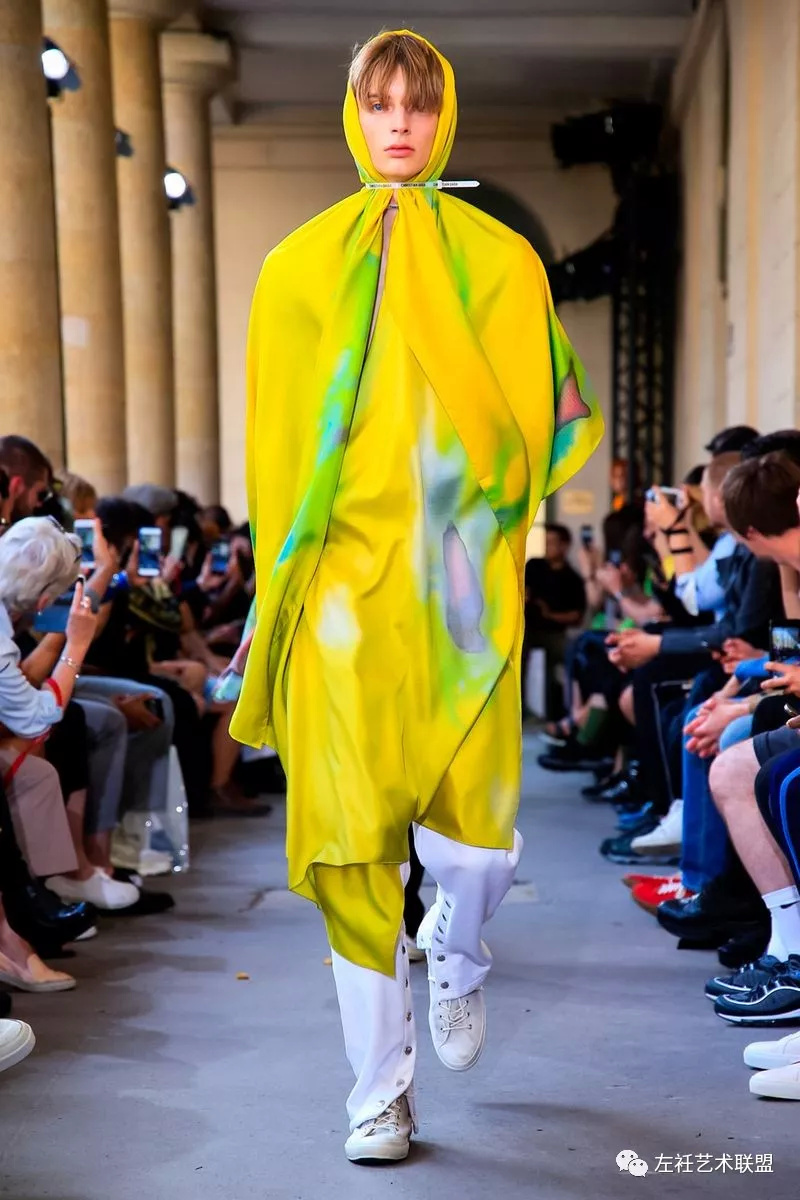 2019流行色预测,通过奢侈品走秀作品,分析201