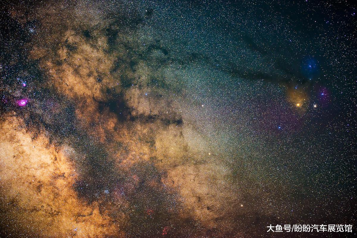 在这个行星带中,存在着无数的微型行星,曾经被称为"九大行星"之一的