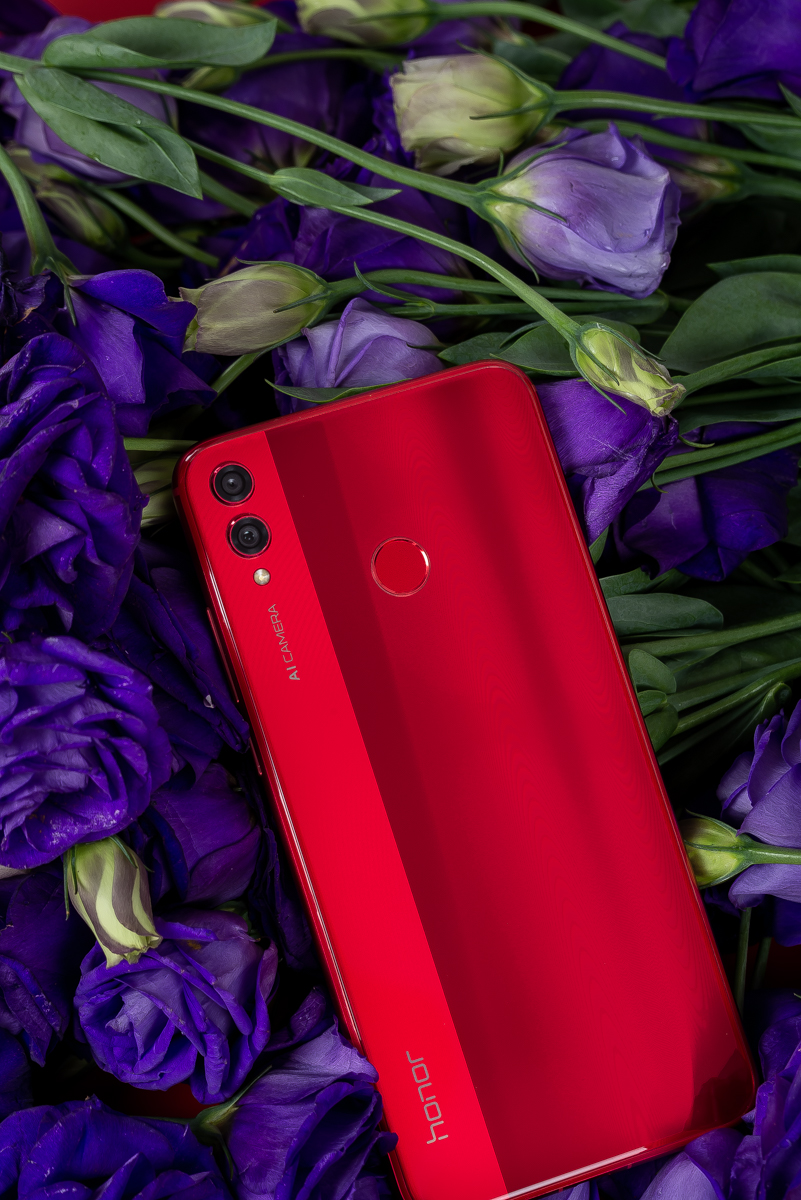 可能是最好看的千元机——荣耀8x魅焰红版图赏