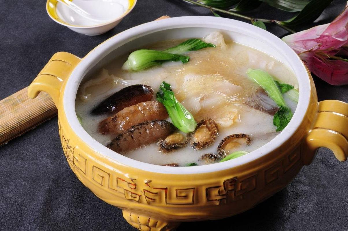 盘点各大菜系中最名贵的菜,第一个就不知道