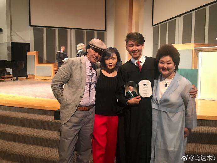 乌达木回忆养父布仁巴雅尔流泪感慨是您弥补我缺失的父爱