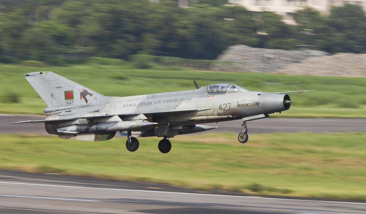 中国销量最好的战机,美国多次上门求购,如今很多国家仍在用