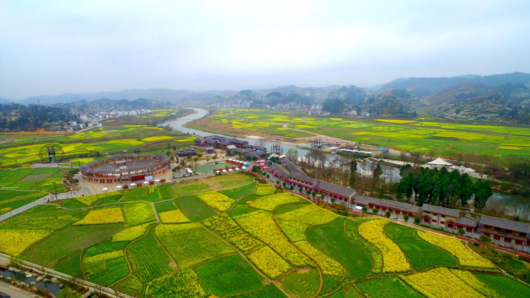 贵州最"强悍"的一个县城,火车站就有4个,还外加两个高铁站|贵州|贵定