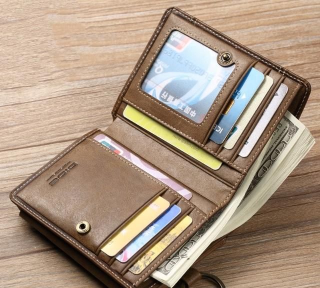 国产"手机钱包"一夜走红,帅气潮流皆精品,发工资给老爸买两个