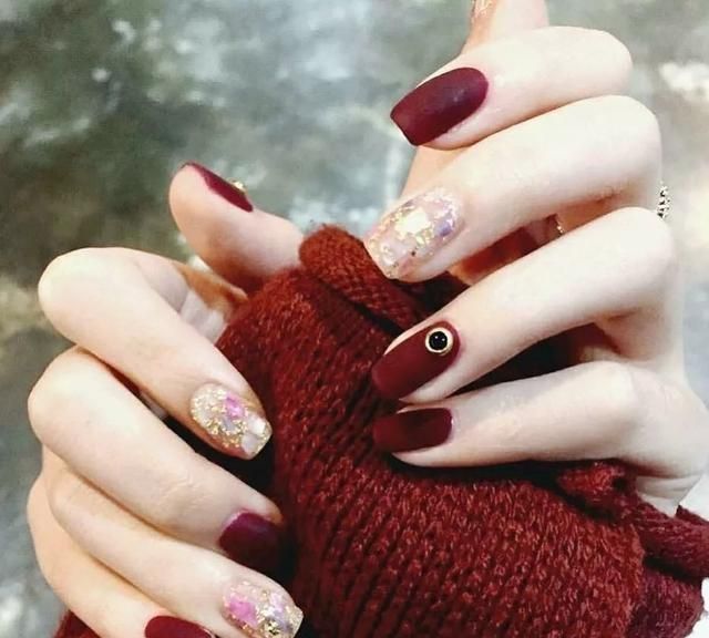 美甲|磨砂|红色_新浪新闻