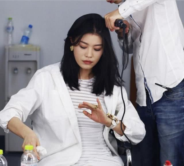 看到汪峰3任妻子照,原来是我们熟悉的她,与章子怡比谁更美|齐丹|汪峰