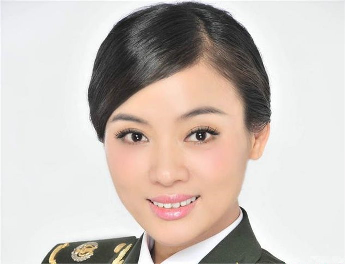 但是据了解,魏文彬并不是陈思思的老公.