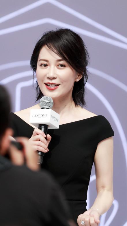 47岁俞飞鸿近照曝光 肤白貌美被赞逆生长