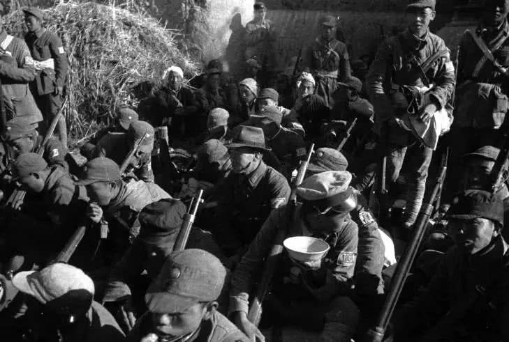 美军镜头下的敌后战场这些装备令人眼馋