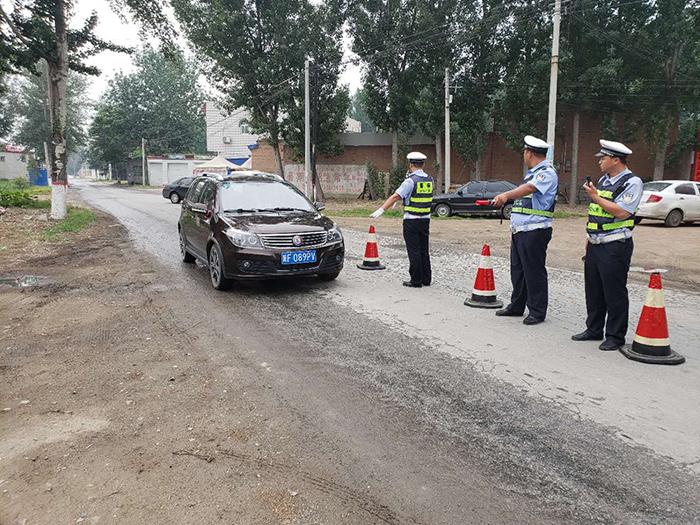 【雄安之声】雄县交警全力打好中秋,国庆交通安全保卫战