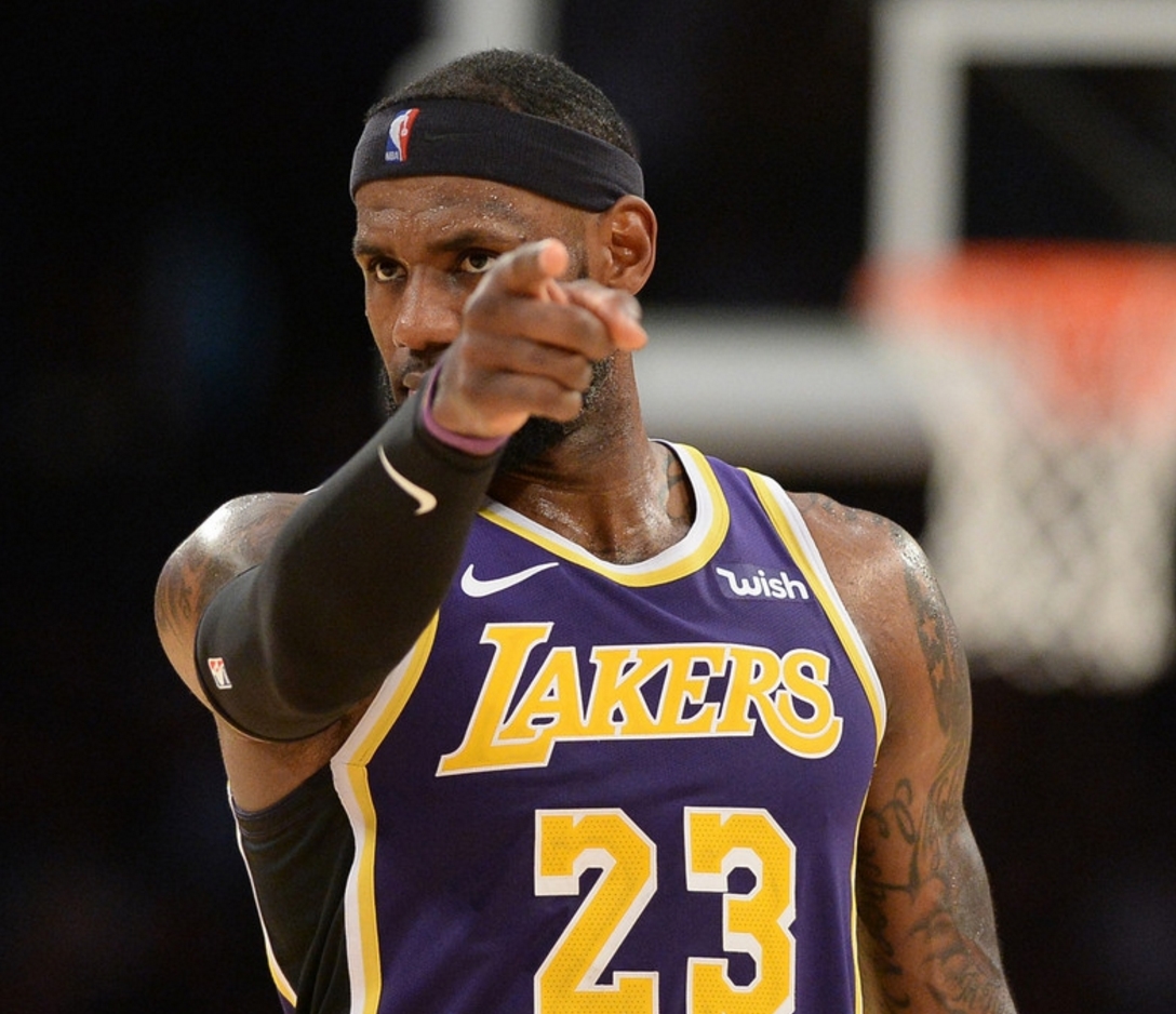 詹姆斯不会打关键球?一数据证明他是末节之王 强如杜兰特仅第8