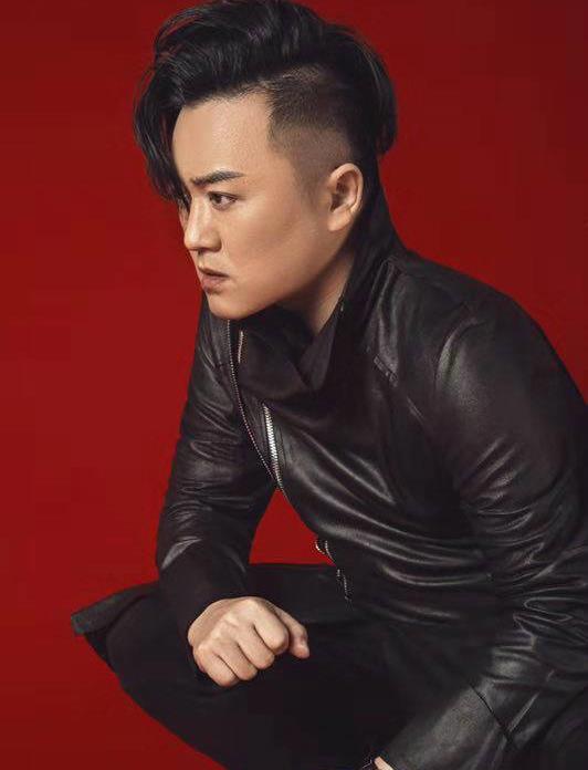 《许你浮生若梦》幕后推手遭毒手 薛亦伦被爱子刺杀引热议