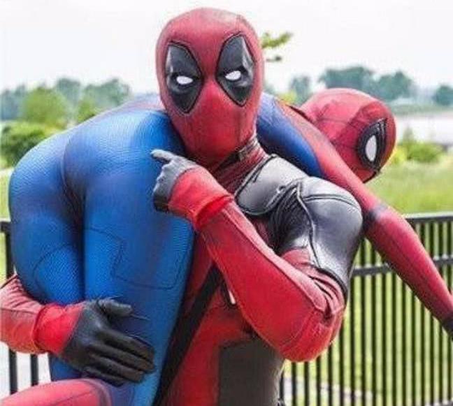 漫威电影五件宝:黑寡妇的唇,蜘蛛侠的臀,女巫的腿,美队的胸!