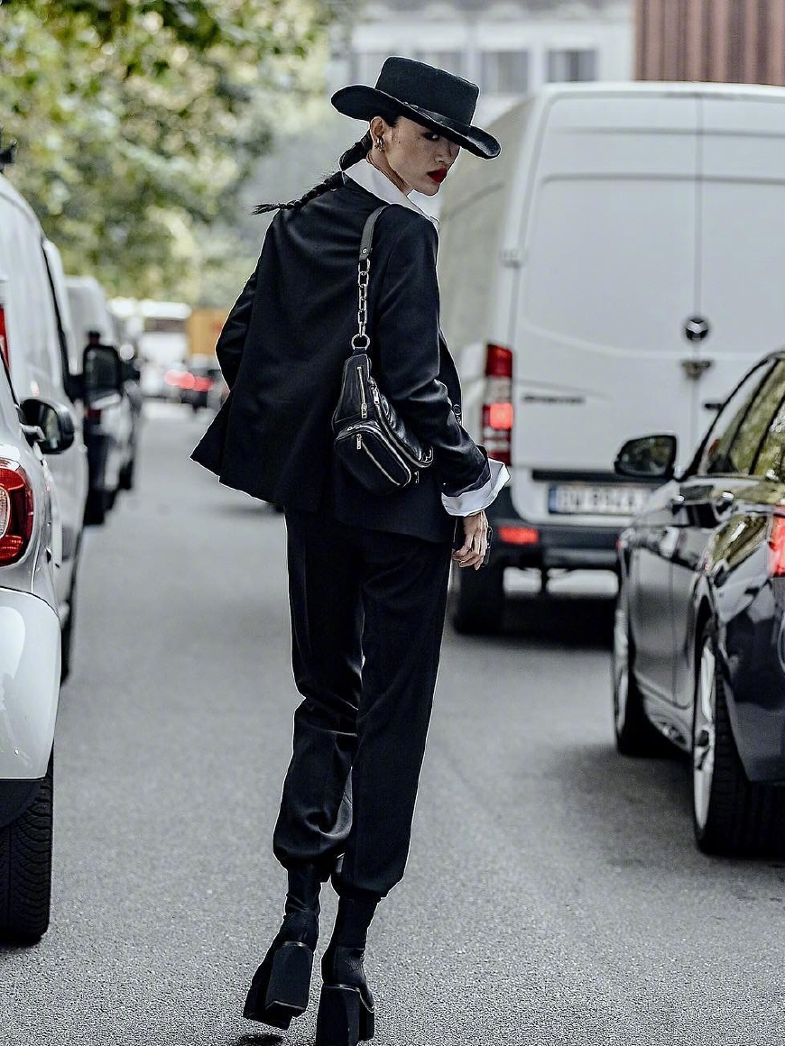 看米兰街头时装街拍,也是亮眼吸睛!