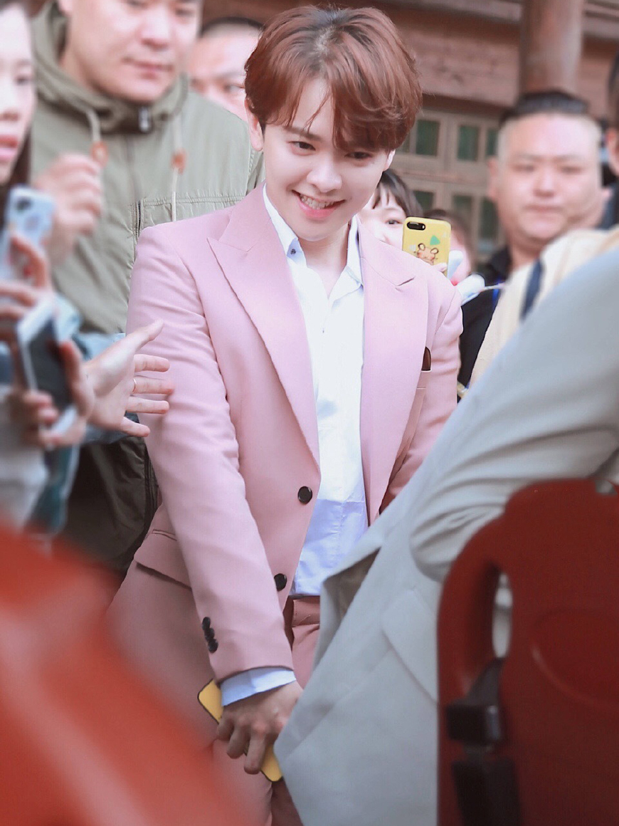 尤长靖|败类|眼镜_新浪新闻