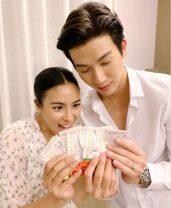 泰星push和jui用结婚日子买彩票小香两儿子第一次参加水灯节