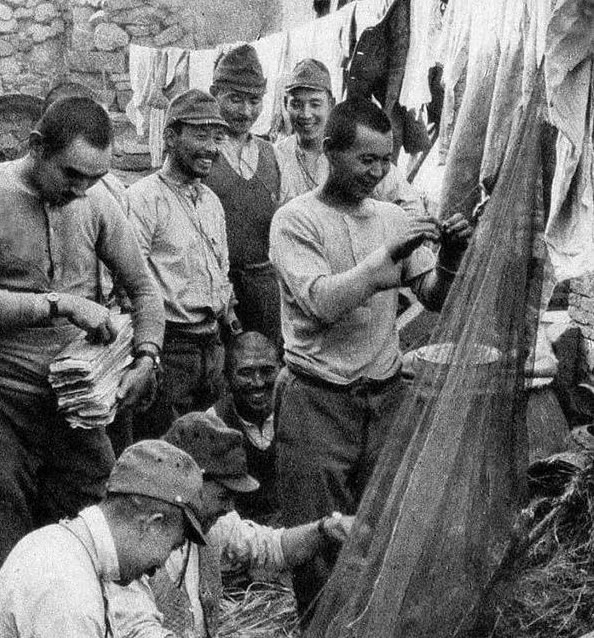 1937年日军侵华真实老照片看完让人内心久久不能平静