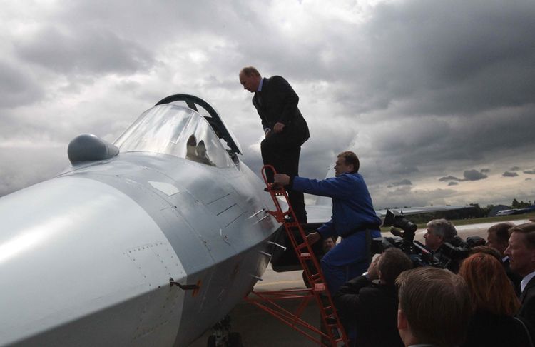 中国与俄罗斯关系如何?最大的敌人认识谁?只