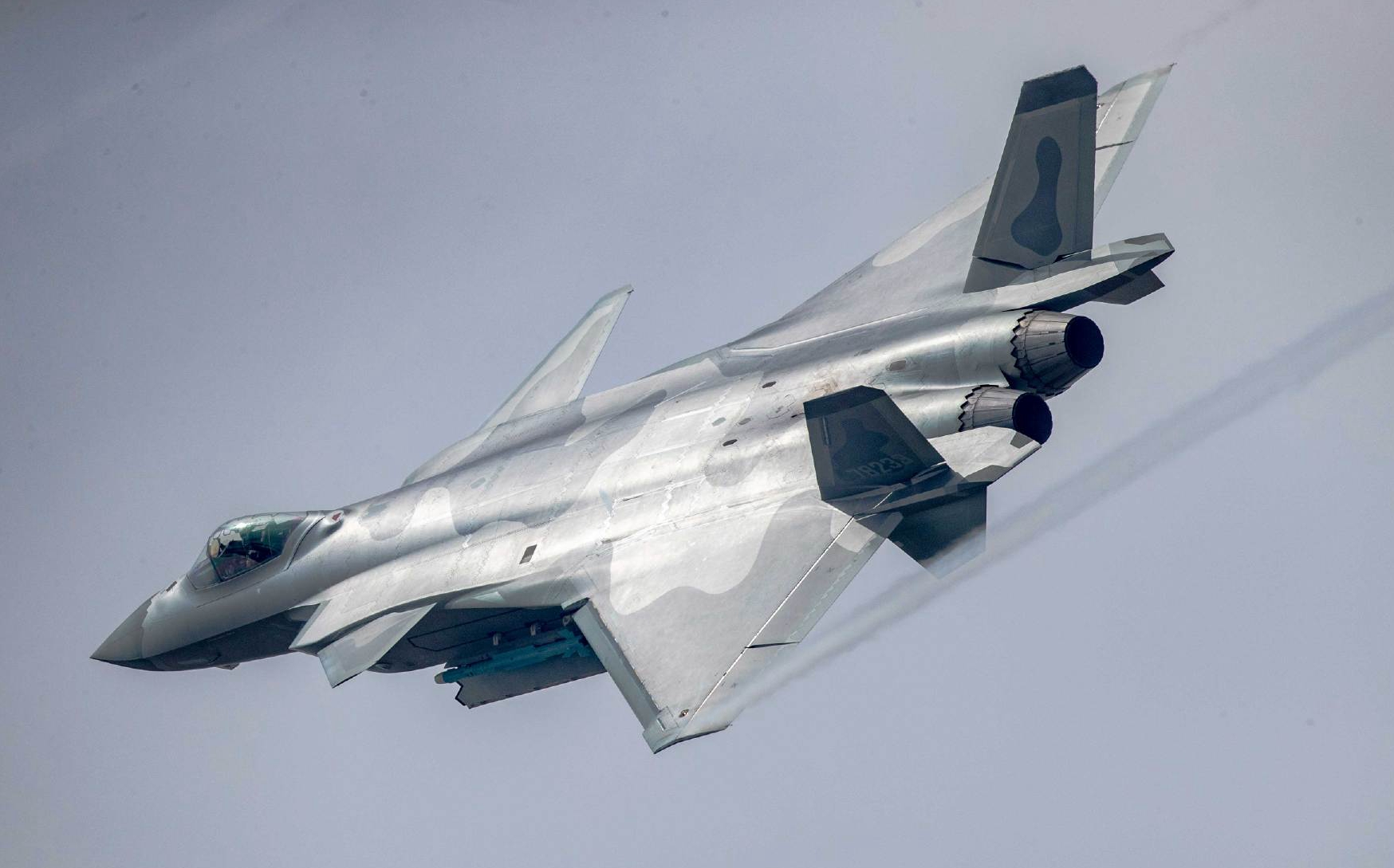 美国人:我们发现其中区别,苏57就是为了猎杀f-22而生歼20不是