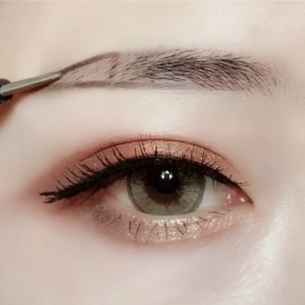 10秒钟画眉毛,简单又好看,新手也能学会