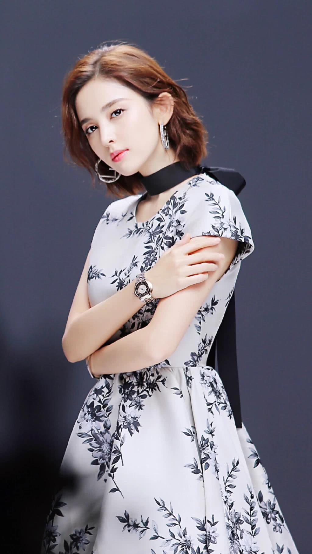 女神娜扎明年即将来霸屏颜值超高的她这次要洗白