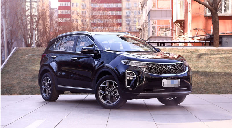 首台19款蓝黑色起亚kx5亮相,质地好,颜值高,即将火遍全国-新浪汽车