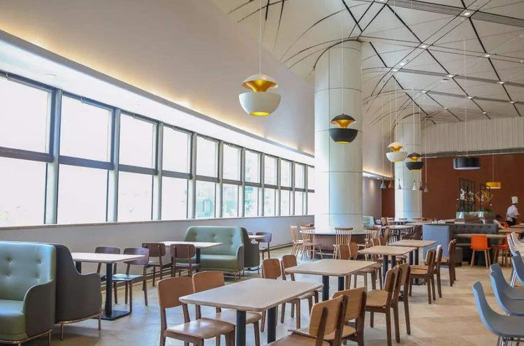 实拍:华为食堂伙食,荤素搭配起来刚刚好,网友:我肚子饿了