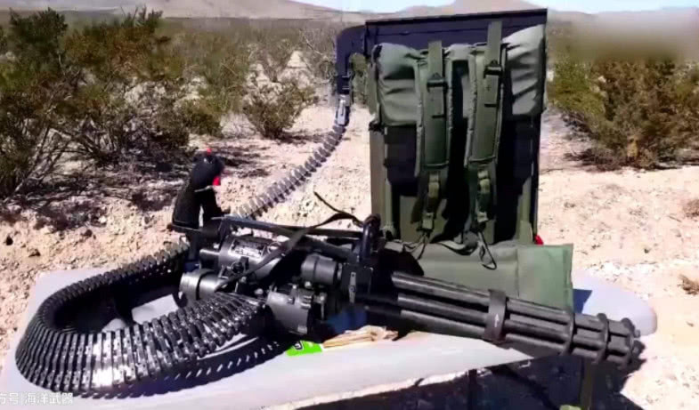 如果回到三国一个排兵力人手一把加特林能否守住一座城池