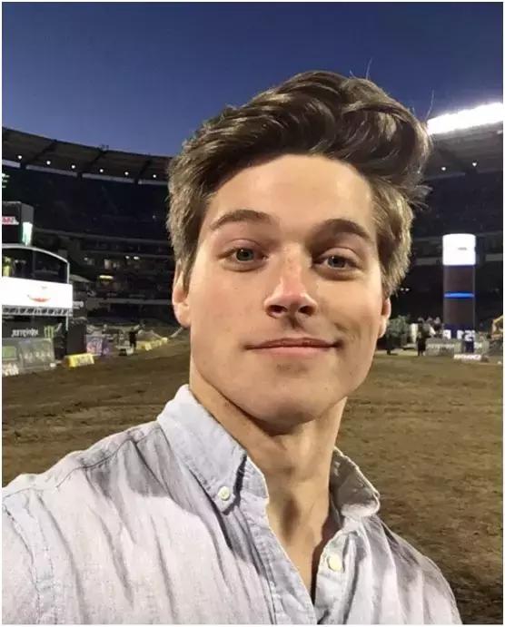 美国演员froygutierrez颜值太高了