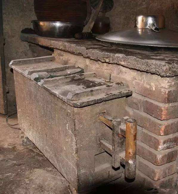 专家:农村土灶建议拆除,老农:不用电和气,你们这是忘本啊!