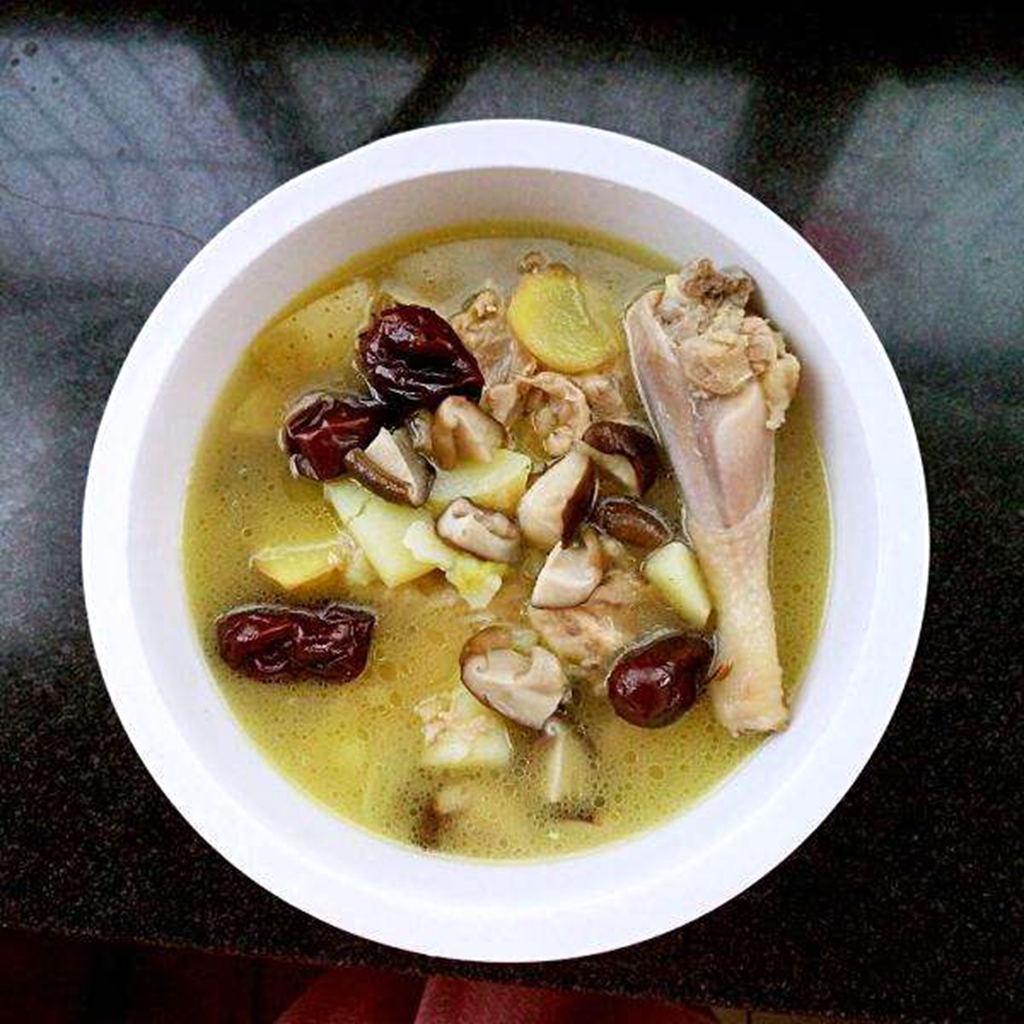 香菇鸡汤不入味厨师说漏嘴:按这个方法做,吃鸡喝汤,清香味美|香菇|漏