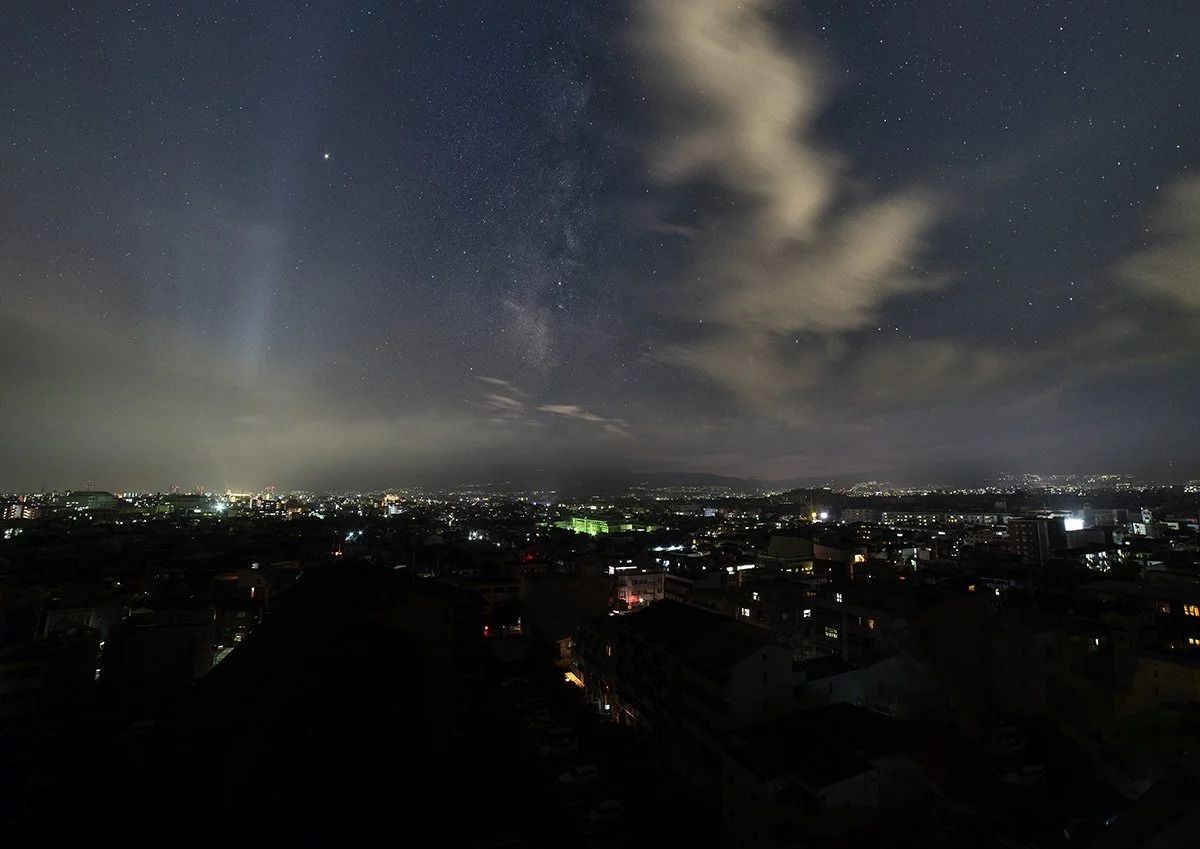 地震導致全城停電日本人卻一起看星星多圖預警