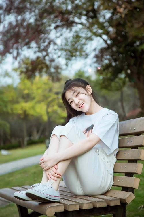 她是一位童星,10岁出演白素贞,如今在《知否》中走红