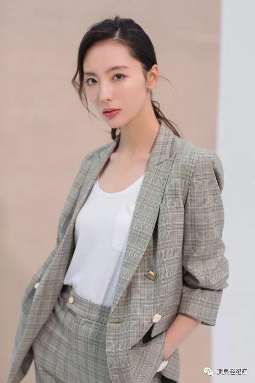 流浪地球最美女老师陶珞依我们来谈谈希望