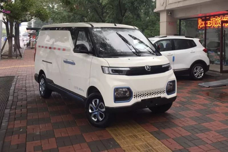 发家致富的好帮手 北汽威望407ev正式上市,仅卖10.98万元-新浪汽车